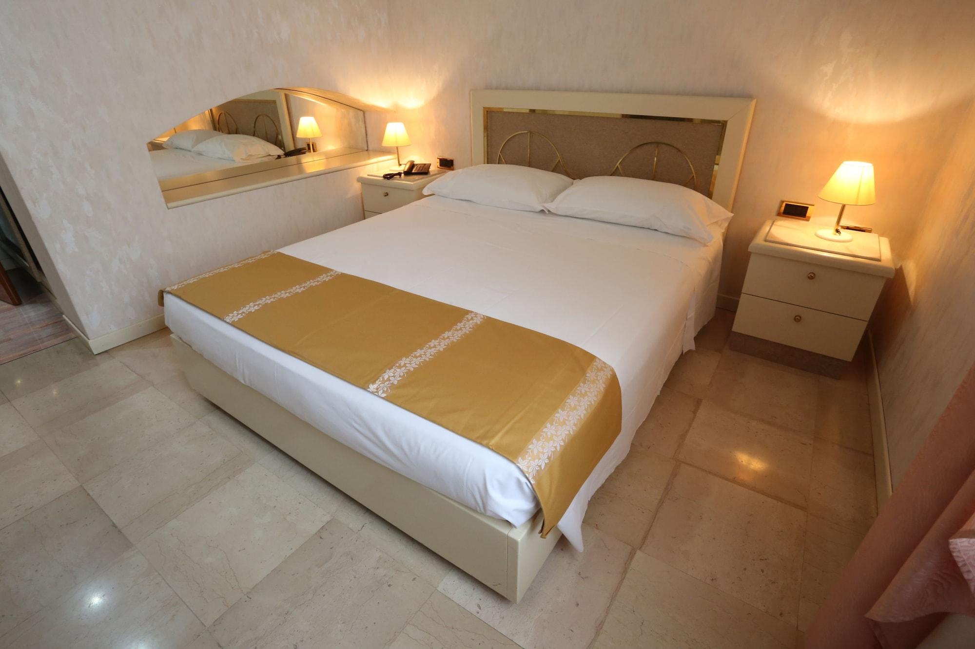 Hotel Europa Foggia Ngoại thất bức ảnh