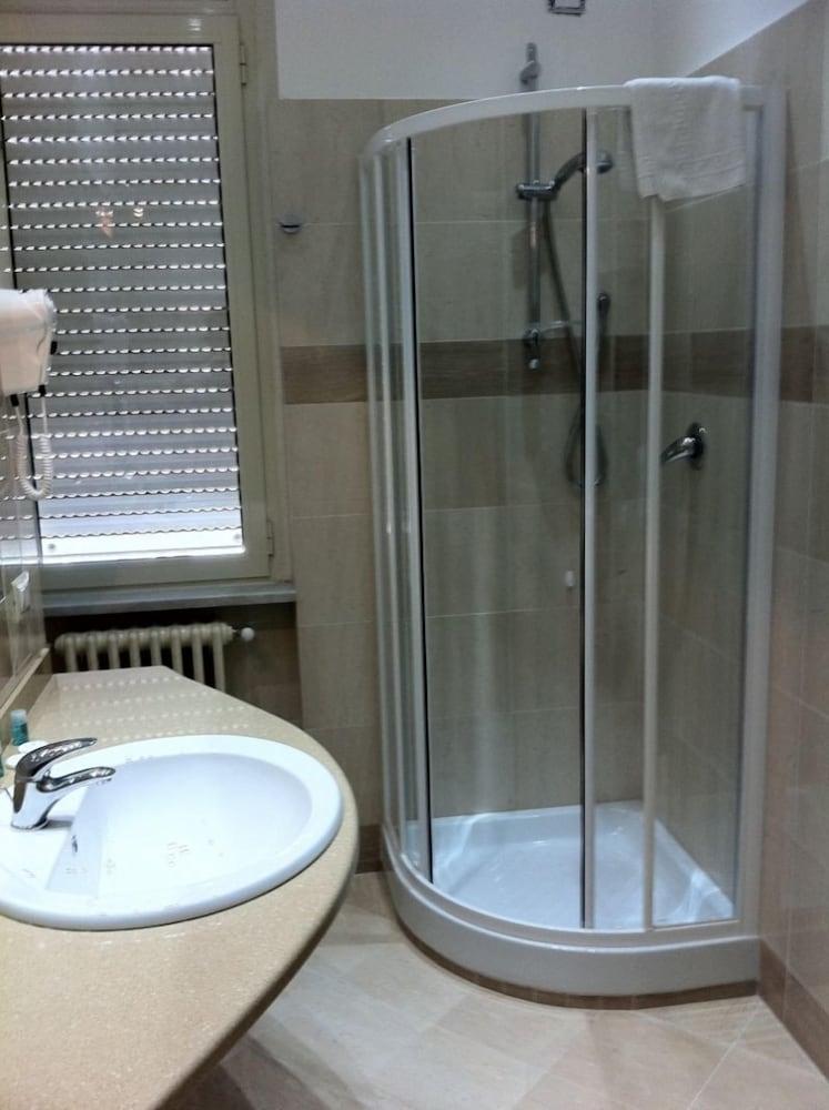 Hotel Europa Foggia Ngoại thất bức ảnh