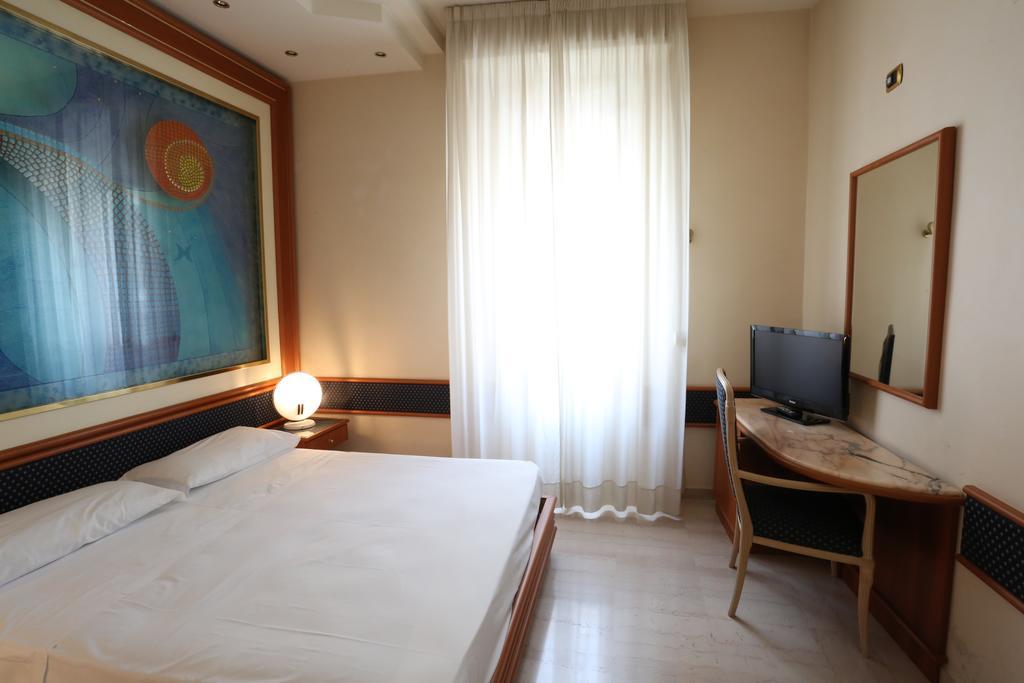 Hotel Europa Foggia Ngoại thất bức ảnh