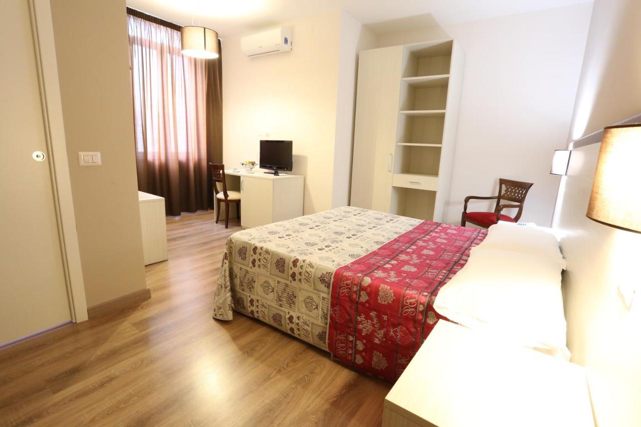 Hotel Europa Foggia Ngoại thất bức ảnh